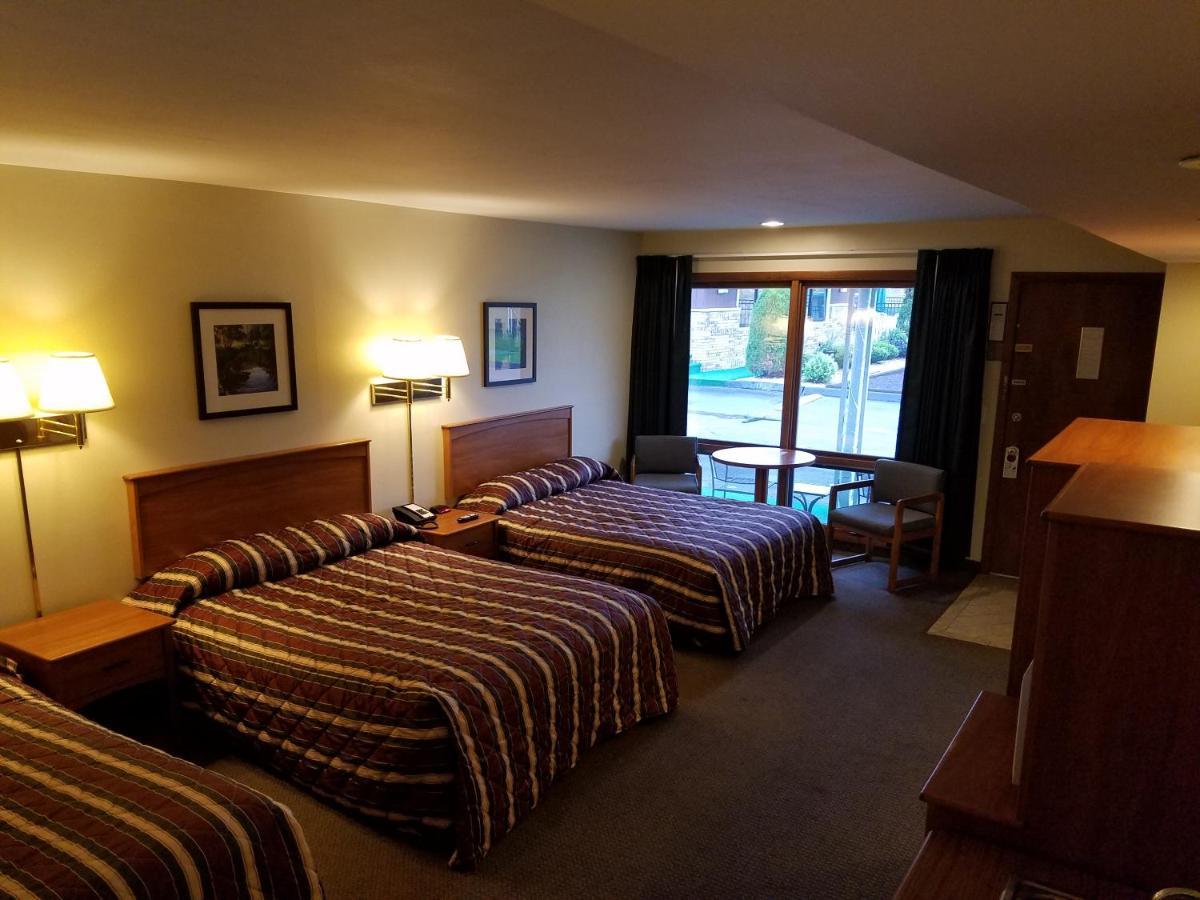 Black Hawk Motel Wisconsin Dells Exterior foto